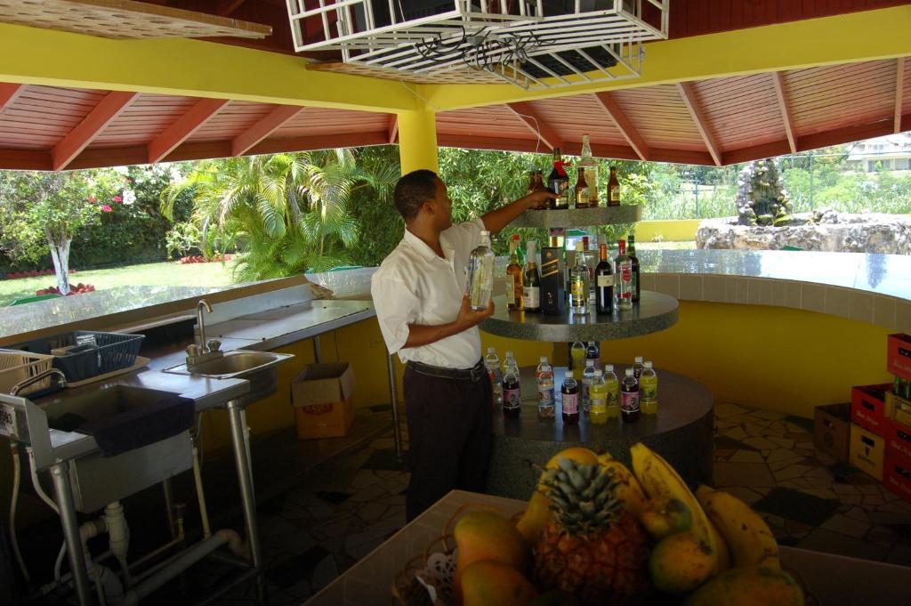 Villa Sonate Runaway Bay Eksteriør billede