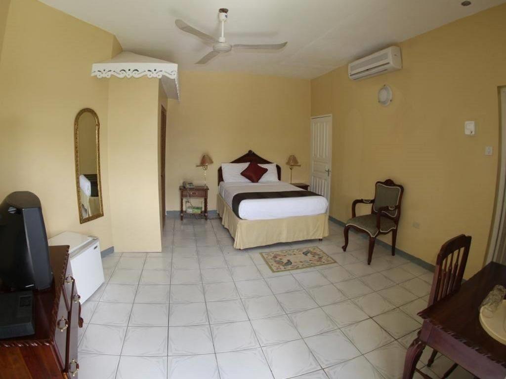 Villa Sonate Runaway Bay Eksteriør billede