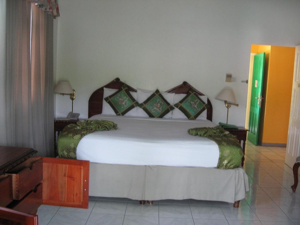 Villa Sonate Runaway Bay Værelse billede