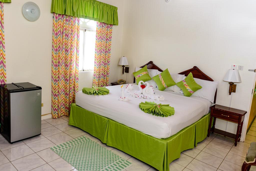 Villa Sonate Runaway Bay Eksteriør billede