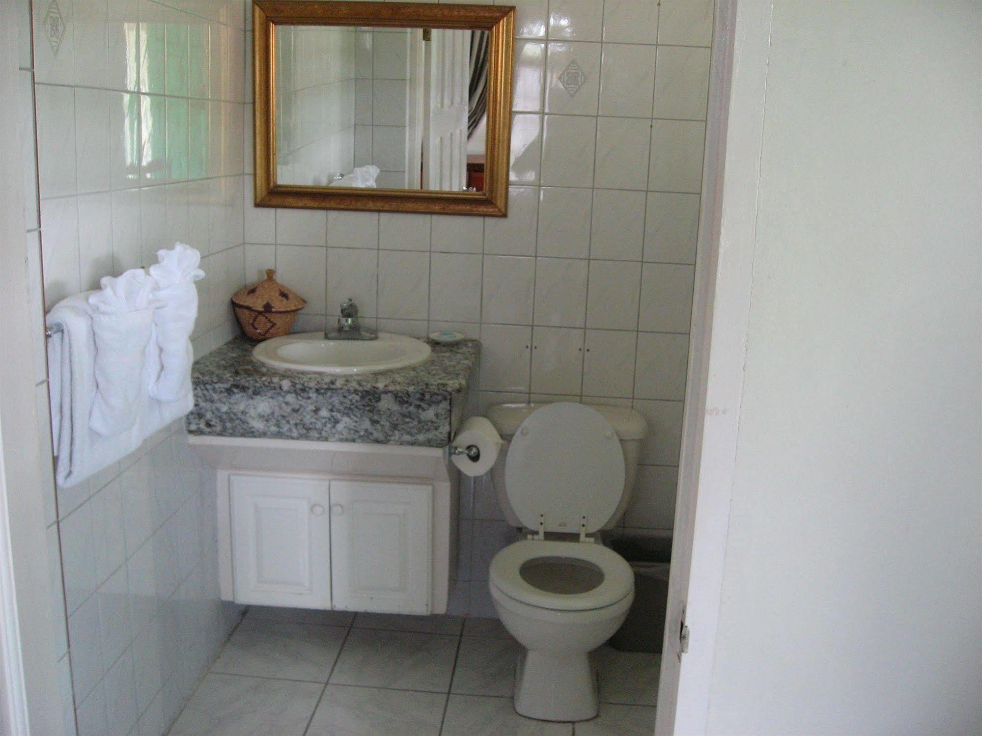 Villa Sonate Runaway Bay Eksteriør billede